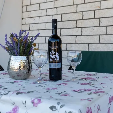 Nevela * Drače